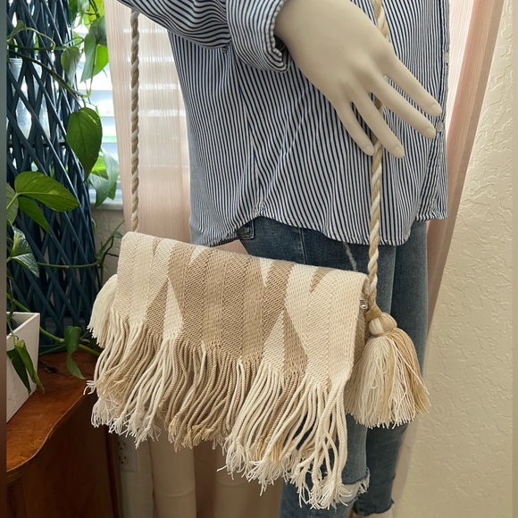 Classic Tan & White Bohemian Handwoven Shoulder Bag - Hippie Chic Fringe Bag - Picture 11 of 14